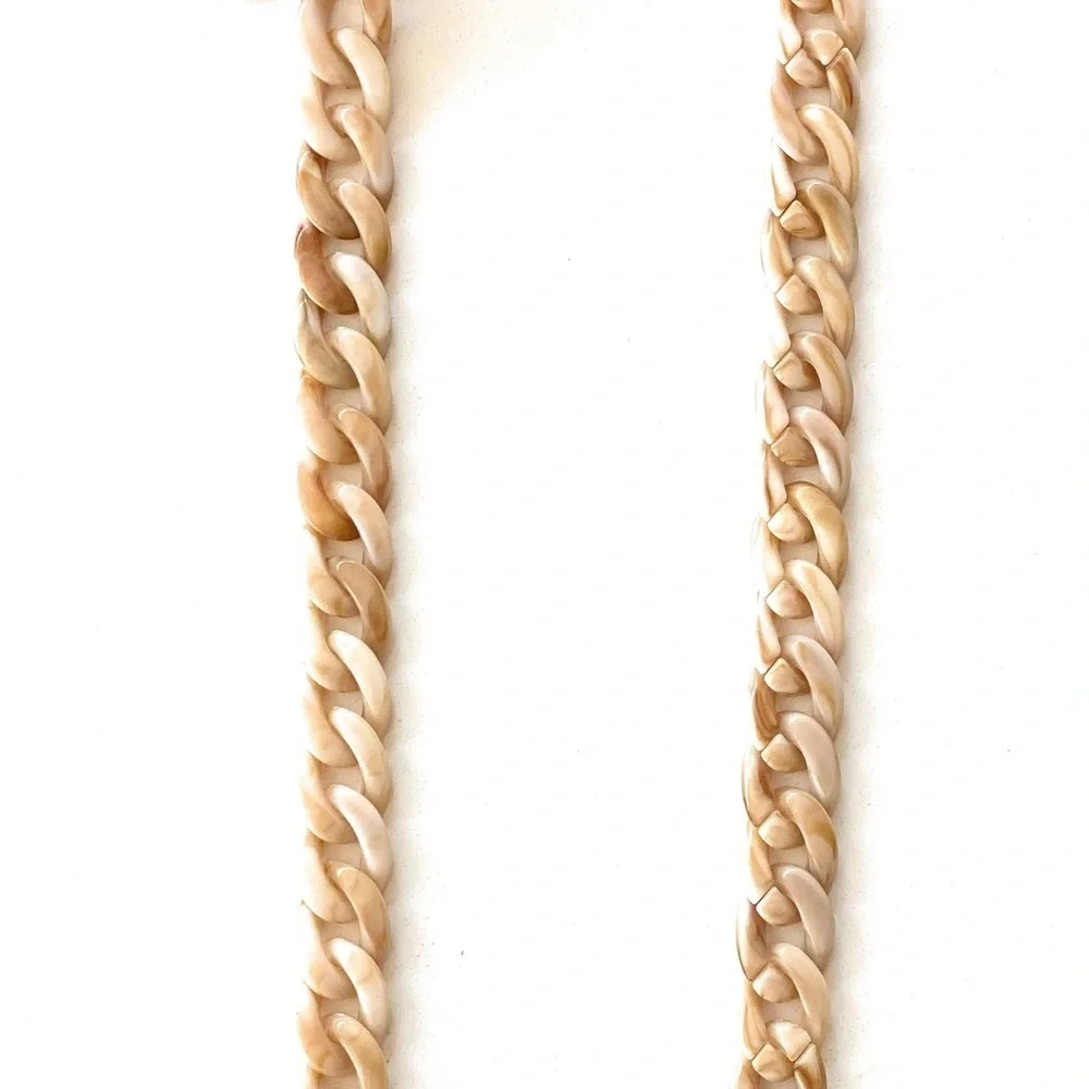 2 for $13‼️ Acrylic tortoise mask sunglasses chain